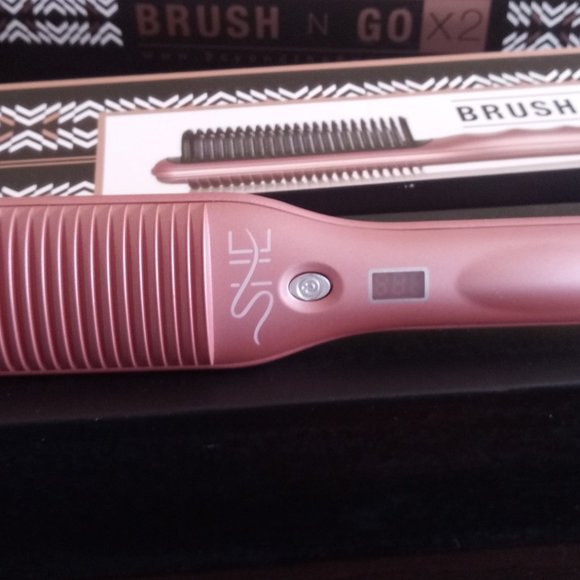 *NEW* SHE CERAMIC HEAT BRUSH - Picture 3 of 8